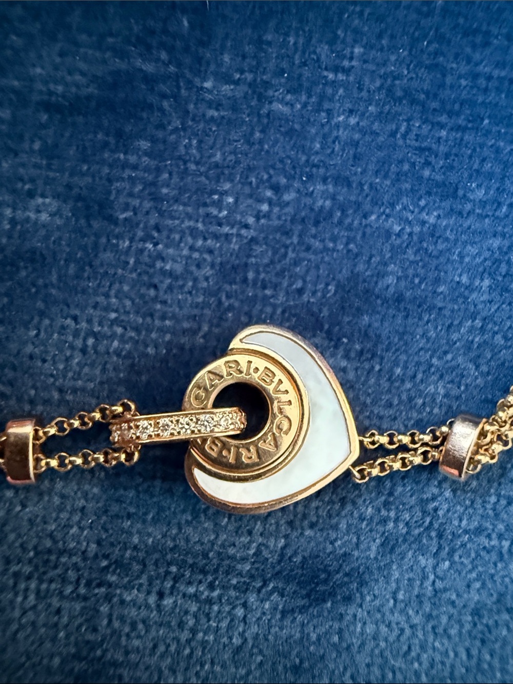 Bvlgari Cuore Bracelet Diamond Mother of Pearl 18K Rose gold - - Picture 3 of 9